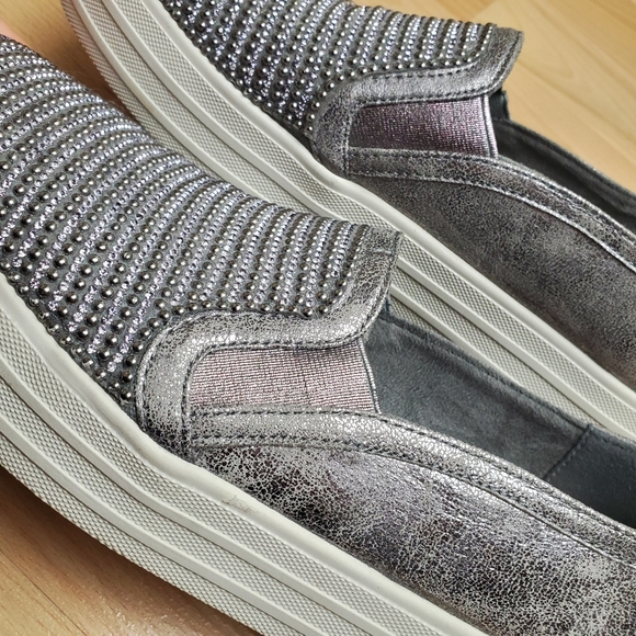 Skechers | Diamond Eyez Slip On Sneaker - Picture 5 of 15